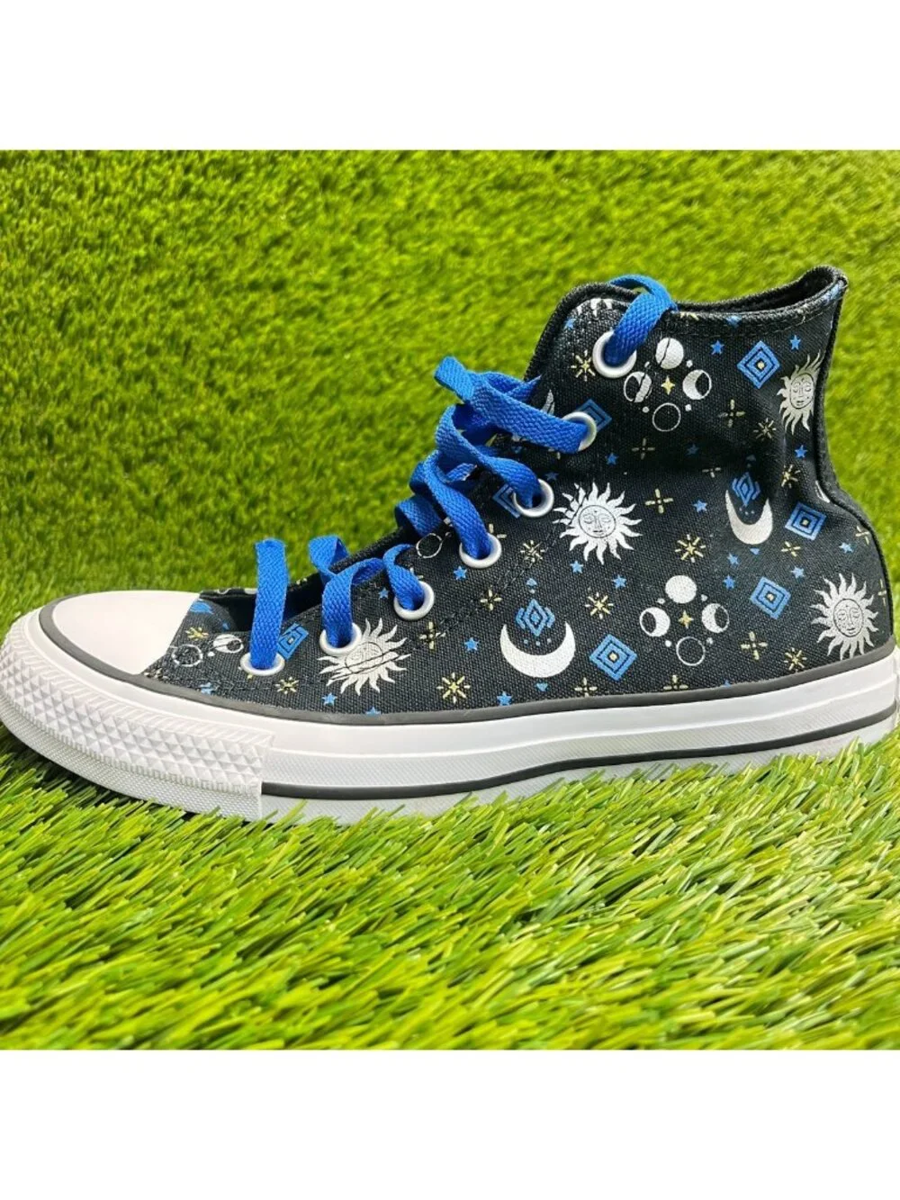 Converse Chuck Taylor All Star High Womens Size 7 Black Athletic Shoes Sneakers